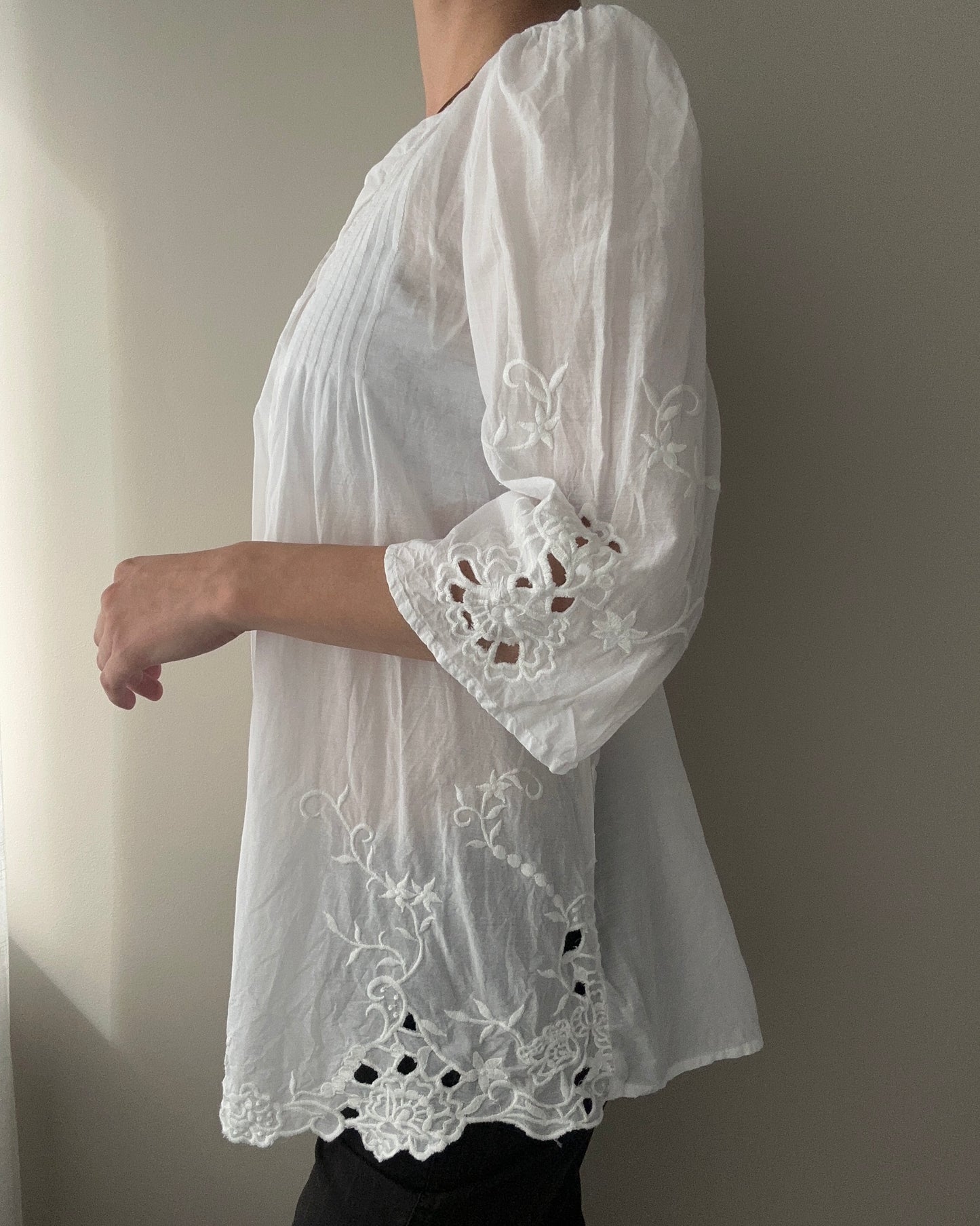 White Cotton Blouse with Embroidery and 3/4 Sleeves (S-M)