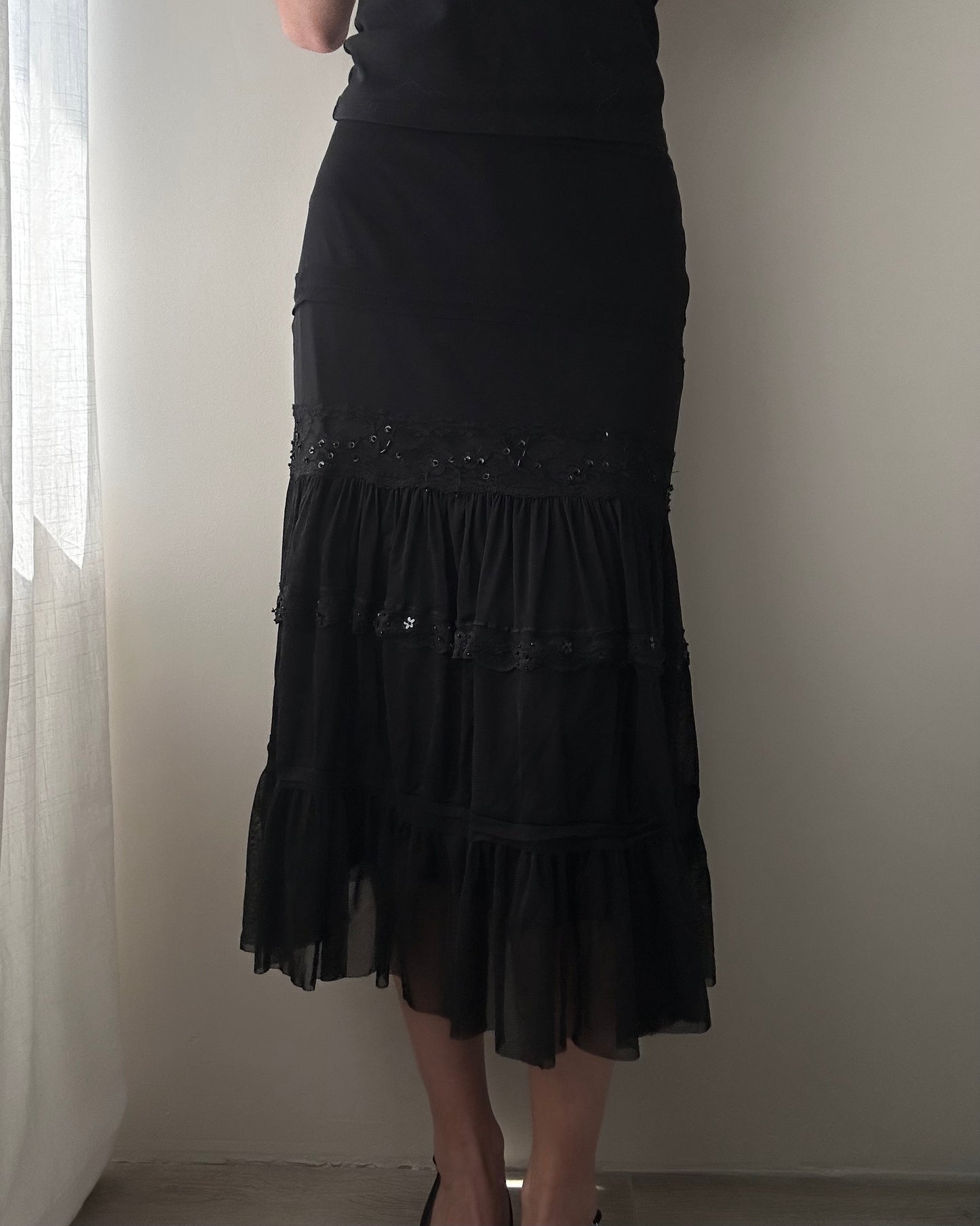 Black Dropped Waist Bohemian Mesh Skirt (S-M)