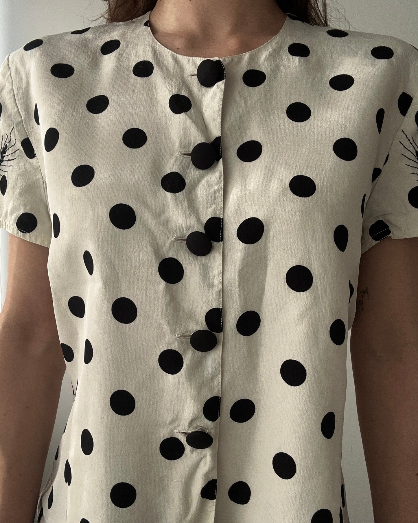 Silk 40s-inspired Polka Dot Blouse with Floral Appliqué (S)