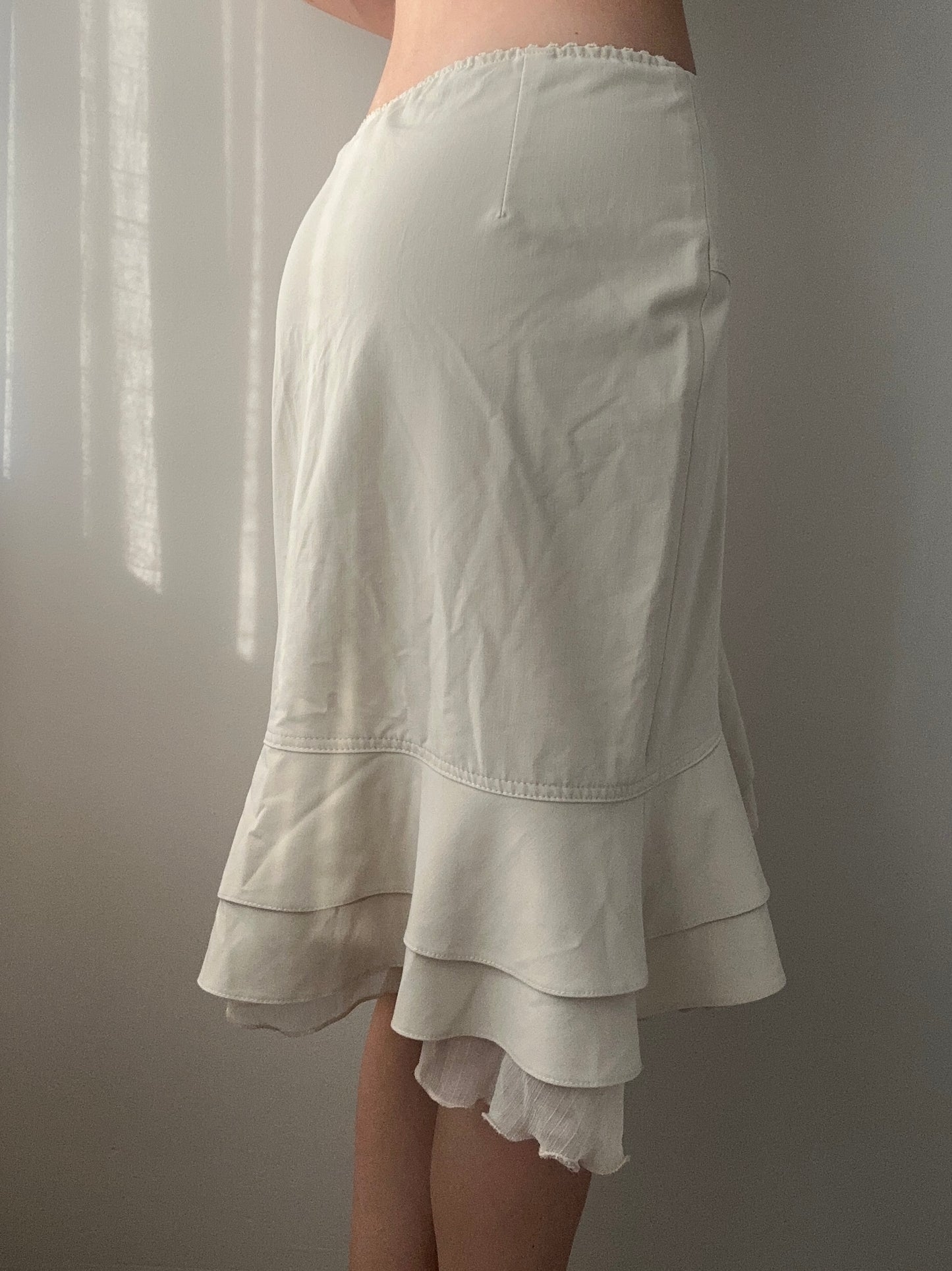 Beige Mini Mermaid Skirt with Flower Detail and Ruffle Hemline (S-M-L)