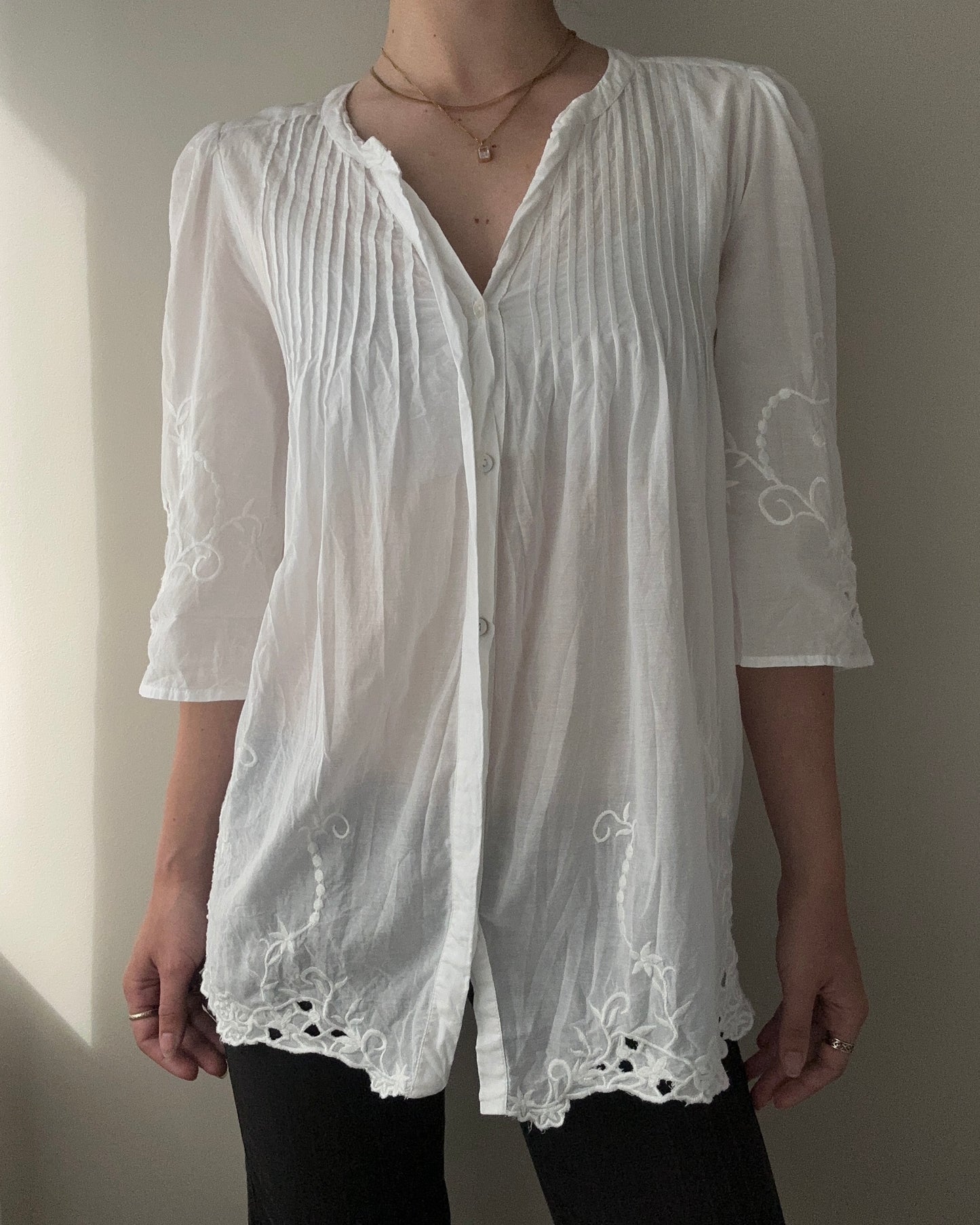 White Cotton Blouse with Embroidery and 3/4 Sleeves (S-M)