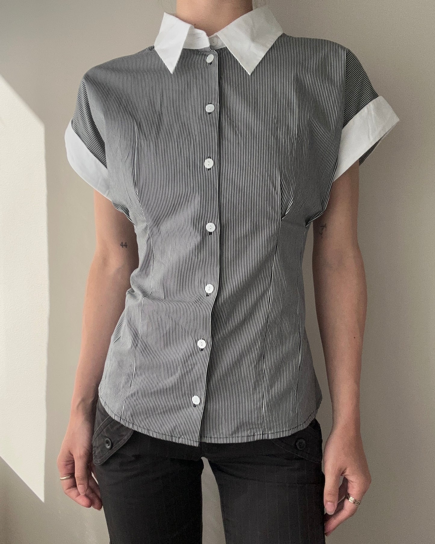 Striped Button Down Silhouette Blouse (XL)