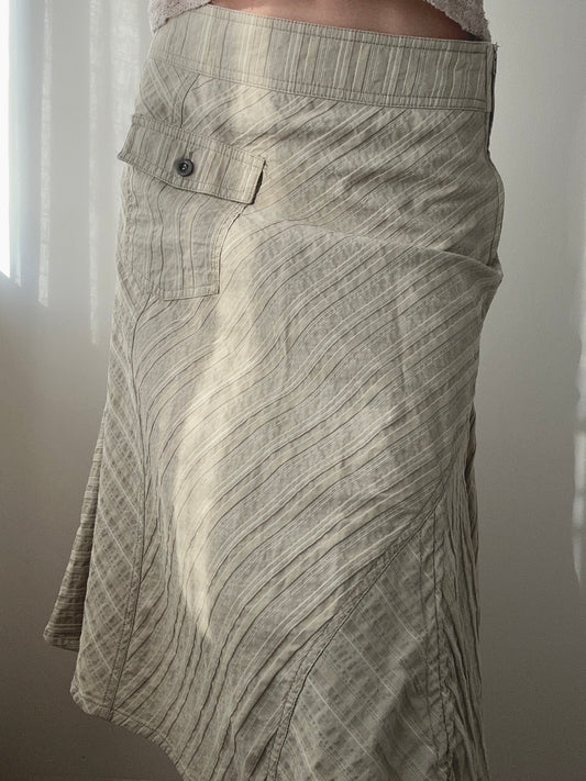 Beige Asymmetric Midi Skirt with Diagonal Stripe Design (XS)