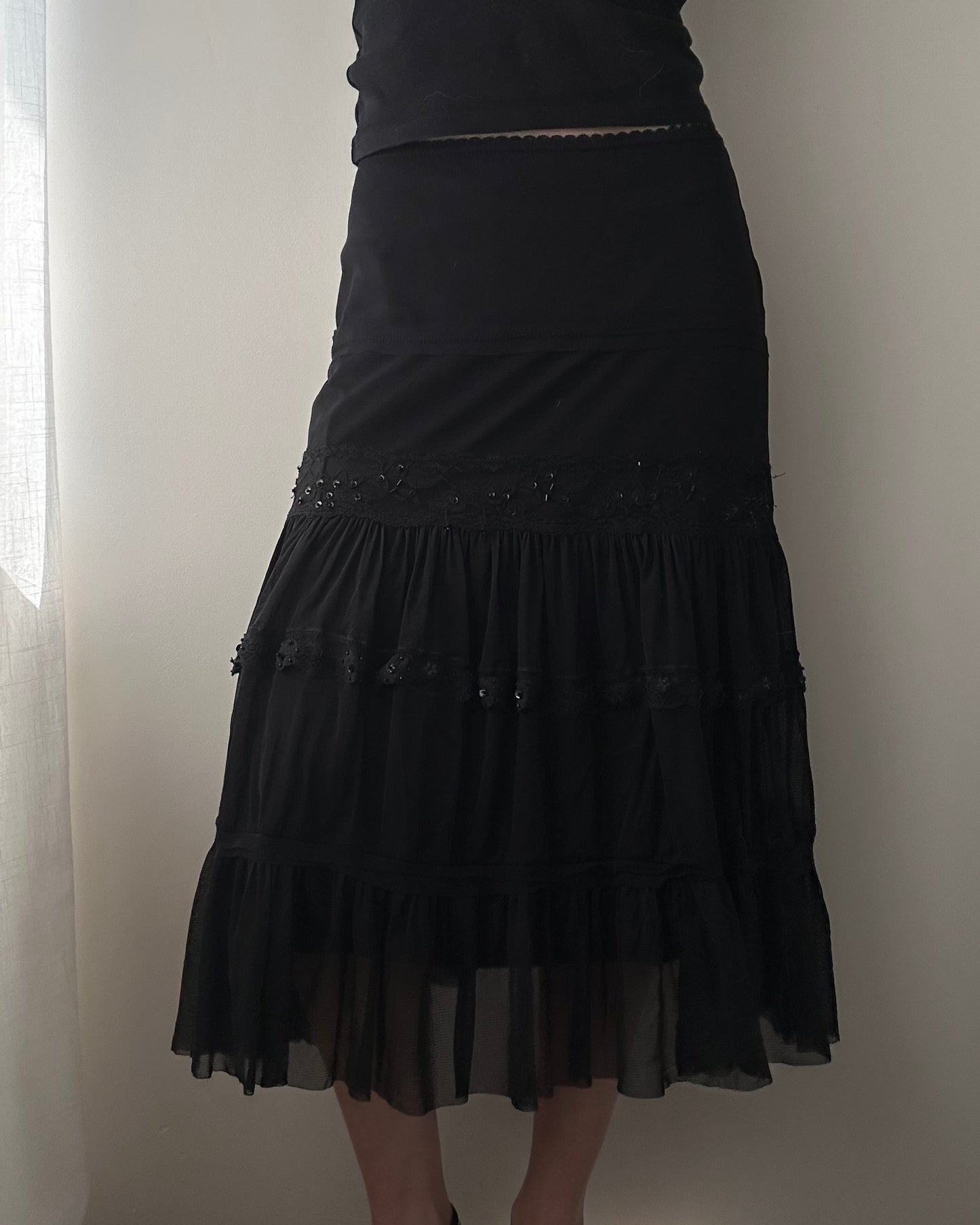 Black Dropped Waist Bohemian Mesh Skirt (S-M)