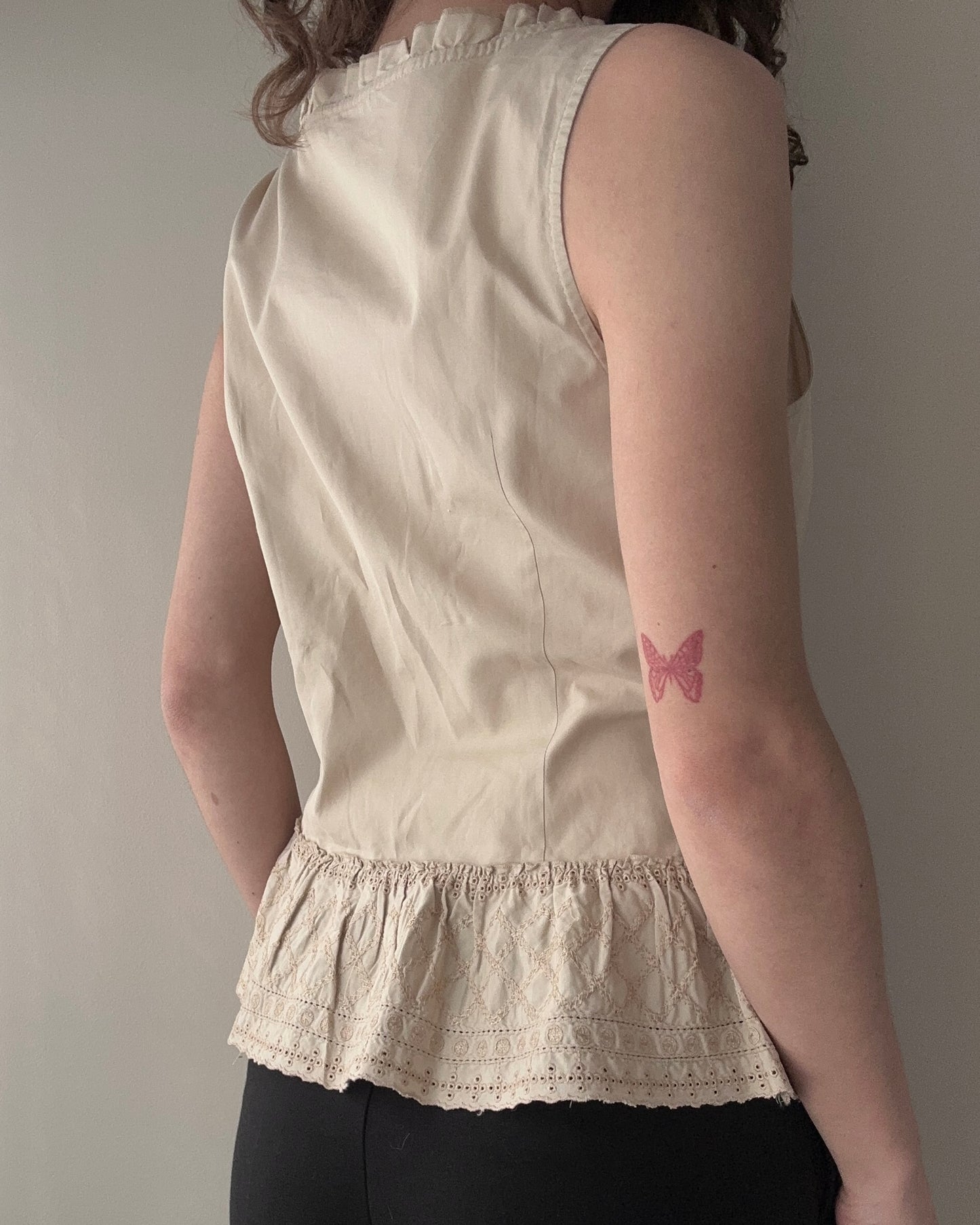 Button up Peplum Top with Ruffles and Embroidery (M)