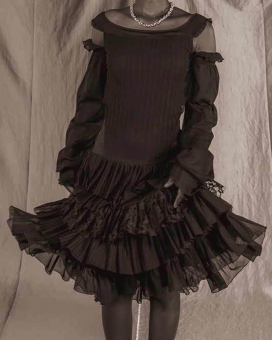 Save The Queen Black Cold Shoulder Midi Dress with Ruffles (S)