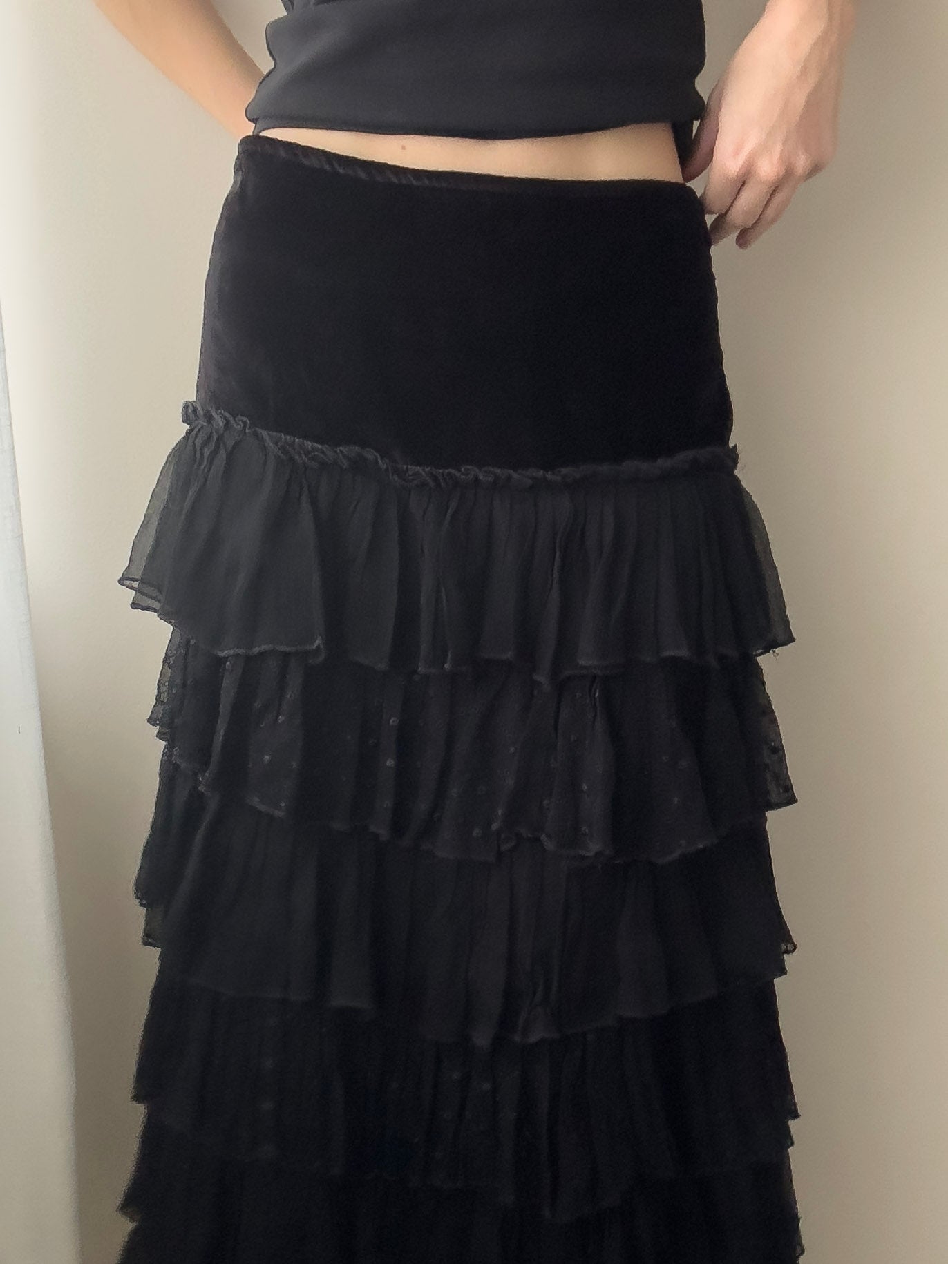 Black Layered Midi Skirt with Velours Waist (S-M)