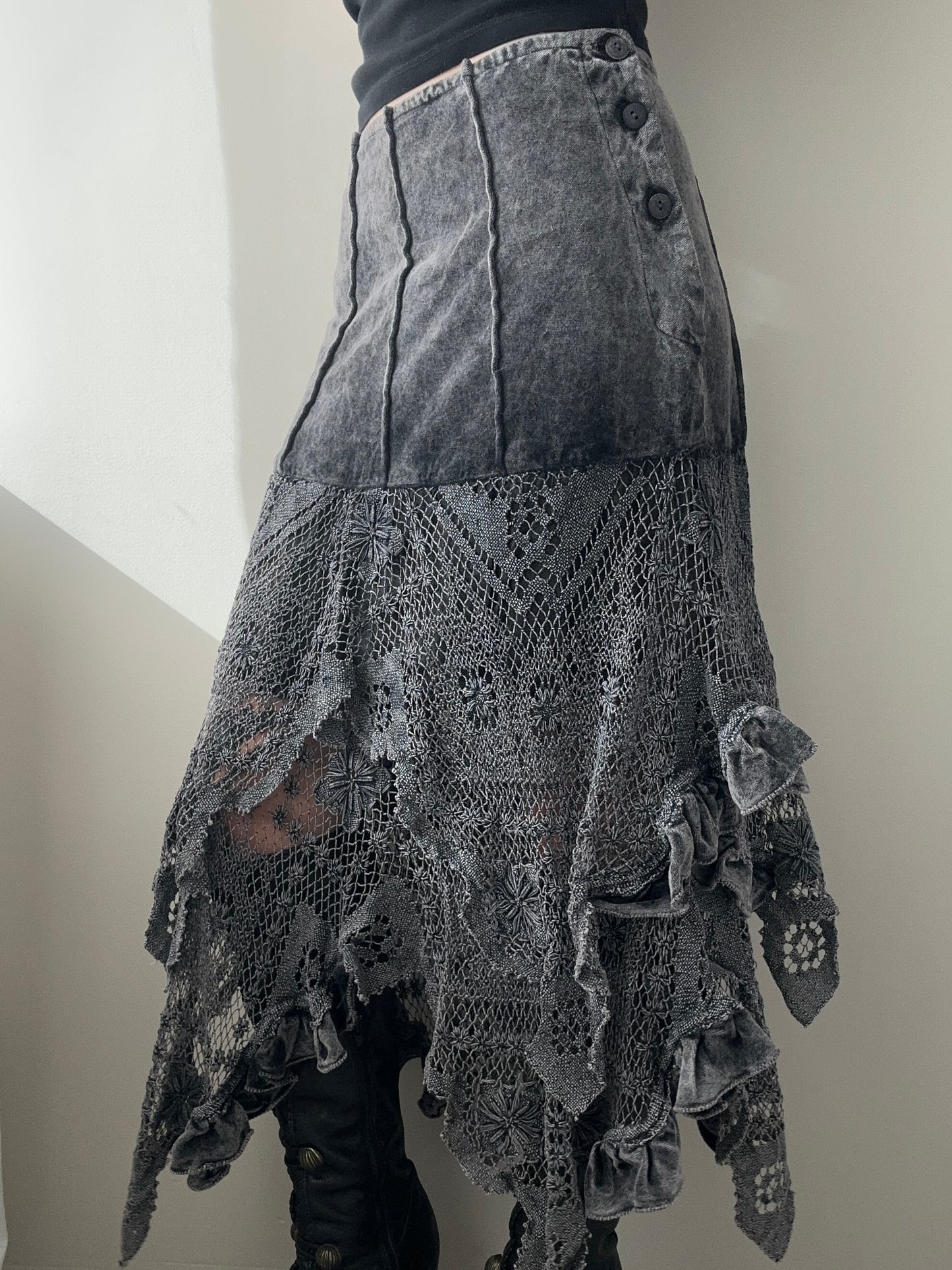 Grey Knitted Ruffled Maxi Skirt (XS)