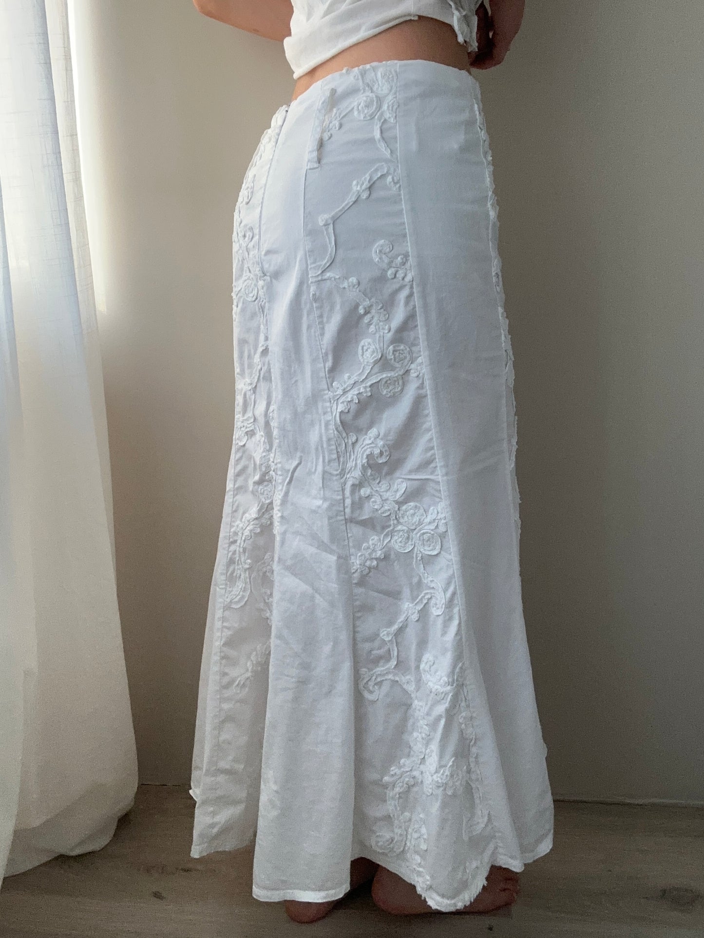 White Cotton Mermaid Maxi Skirt with Embroidery (XS-S)