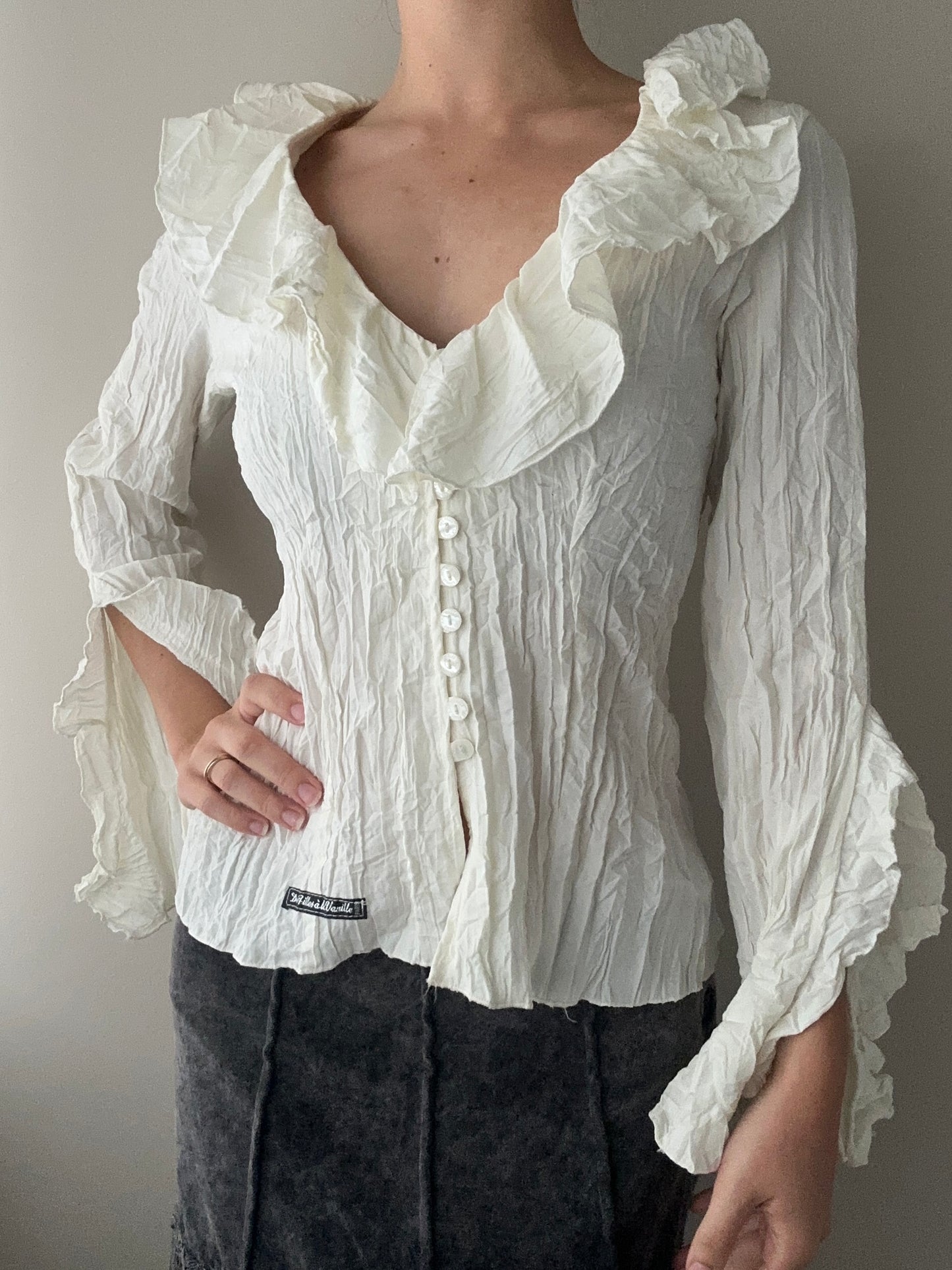Off White/Ivory Crinkle Blouse with Ruffles (M)