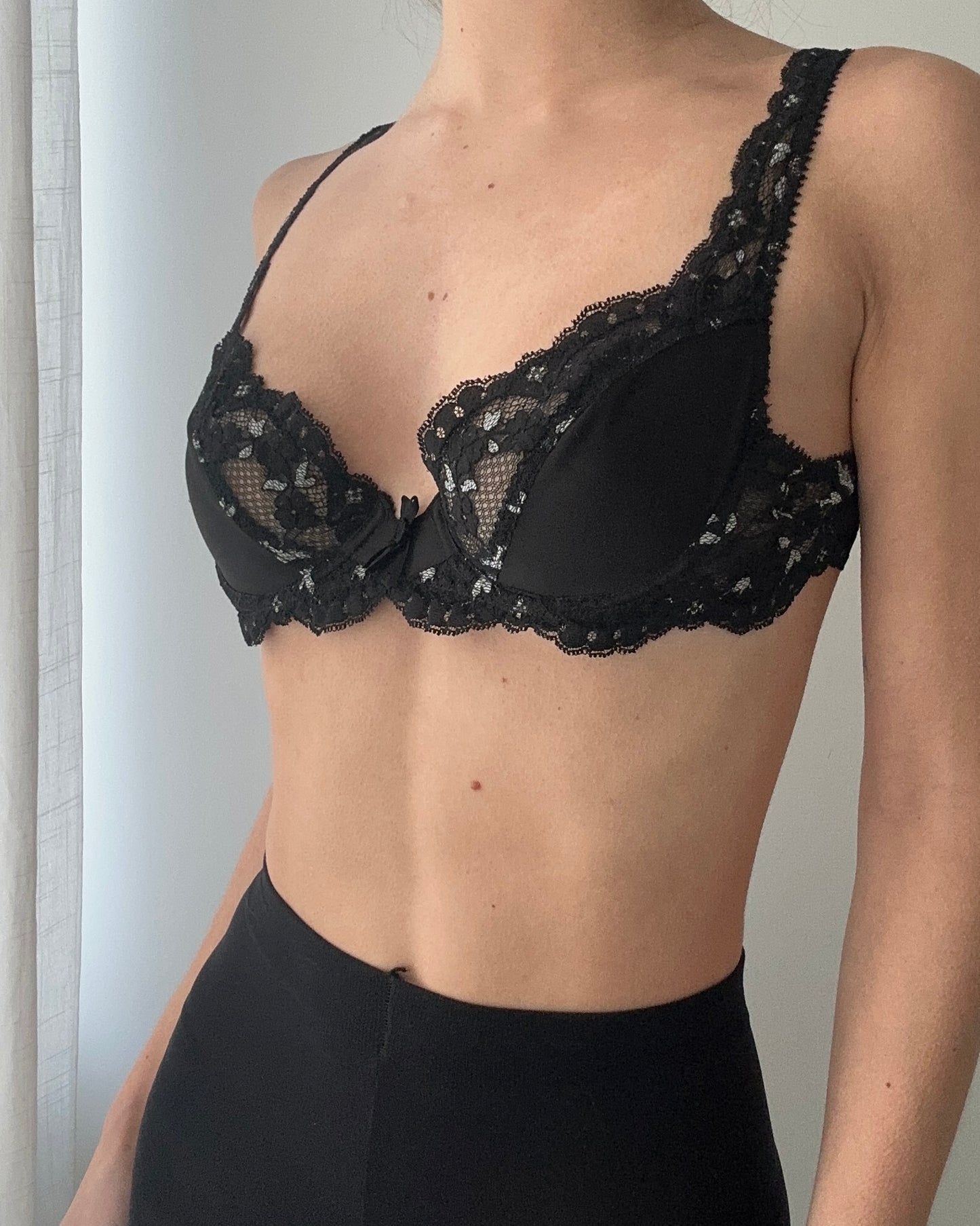 Black Satin and Lace Underwire Bra (75A/34A)