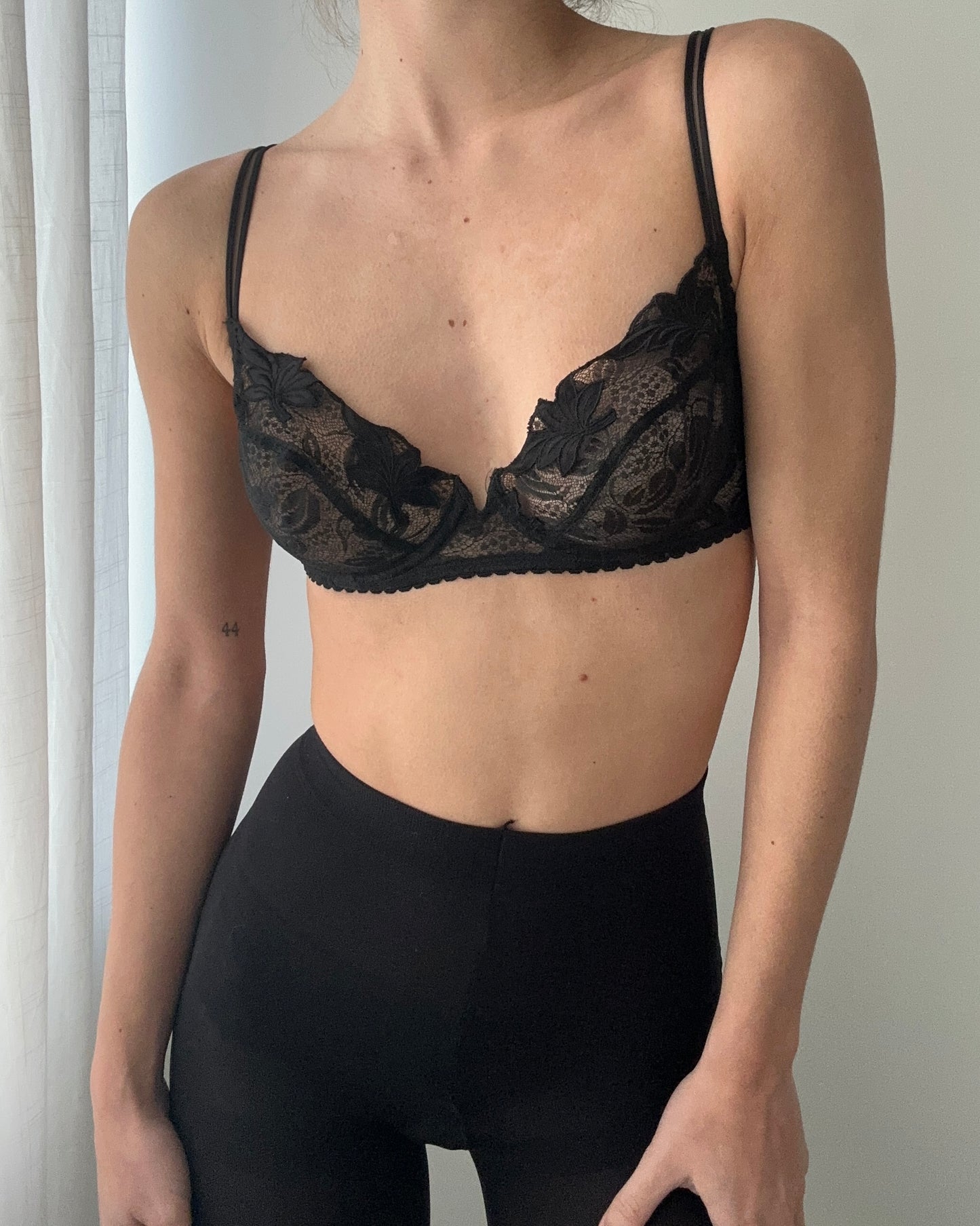 Black Sheer Floral Lace Bra (70C/32C)