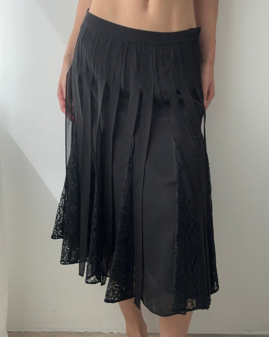 Black Double Layered Midi Skirt With Lace (XS)