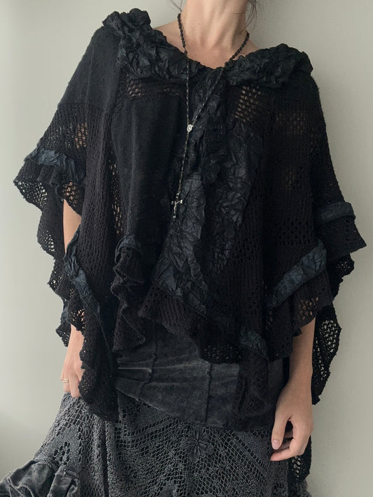 Black Rare Knitted Poncho with Ruffles (one size)