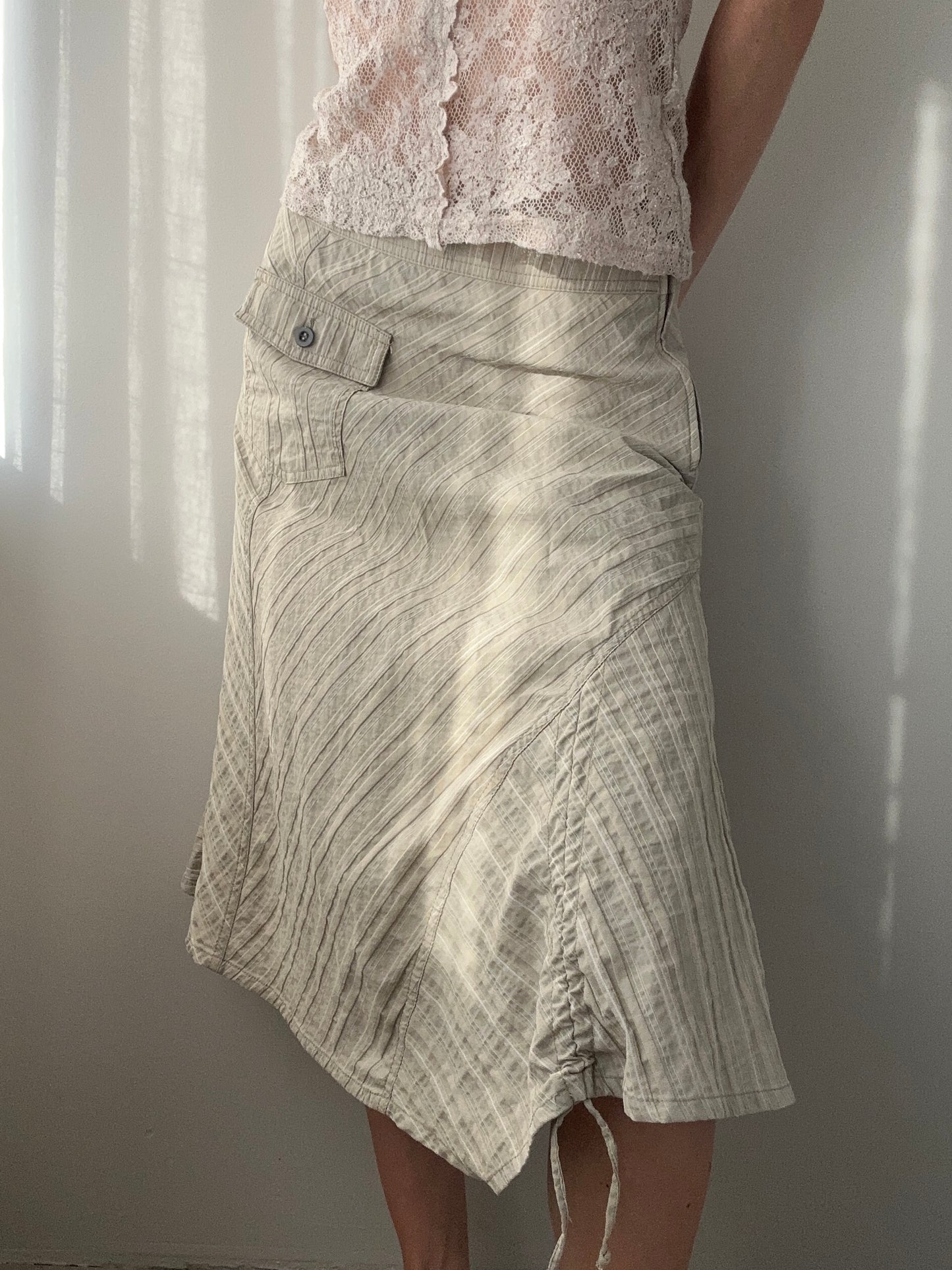 Beige Asymmetric Midi Skirt with Diagonal Stripe Design (XS)