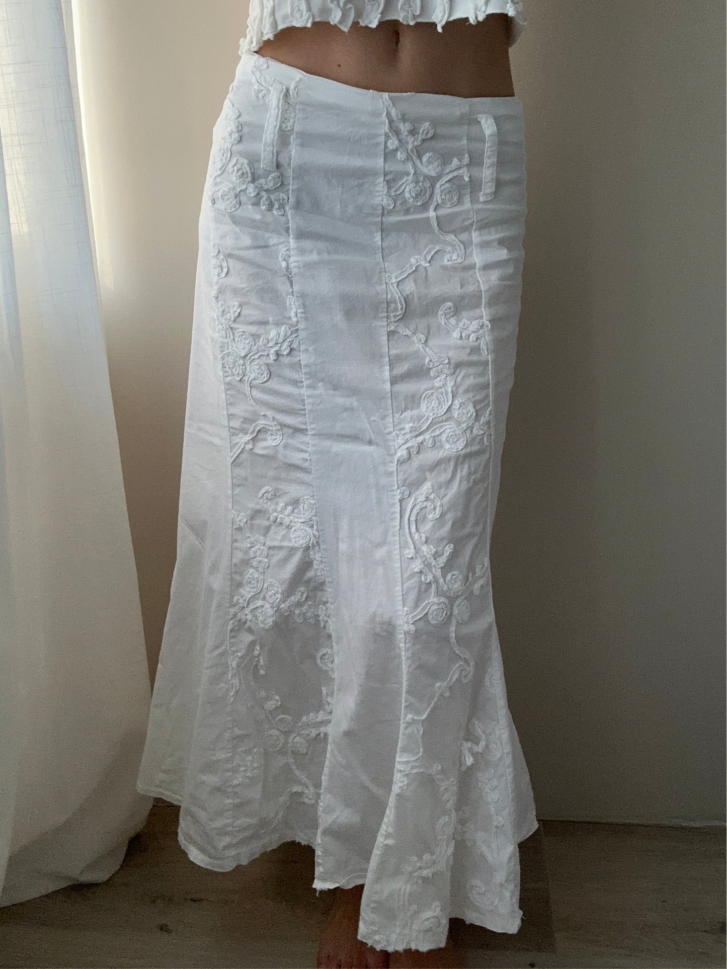 White Cotton Mermaid Maxi Skirt with Embroidery (XS-S)