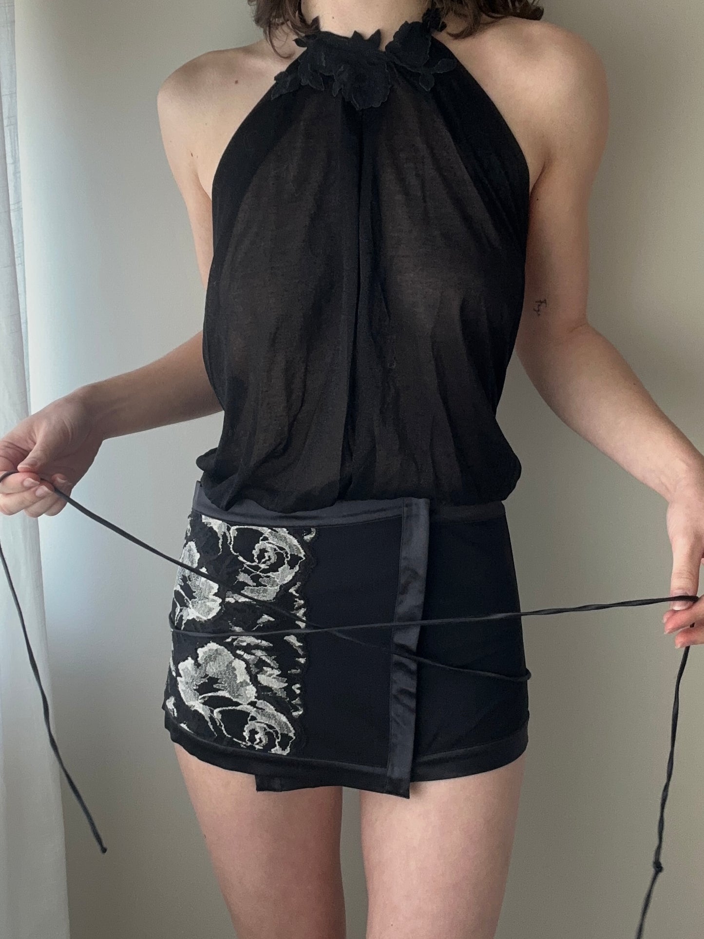 La Perla - Silk Black Waist Cincher with Floral Pattern (S-M)